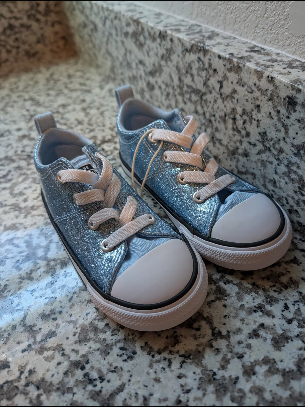 Converse Kids Glitter Low-Top Sneakers in Light Blue